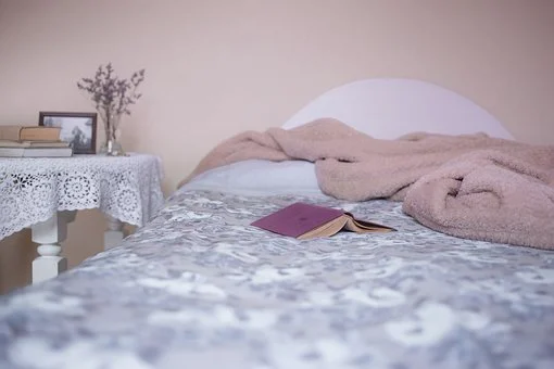 Dobry sen zależy nie tylko od materaca, czyli czemu warto zainwestować w tekstylia do sypialni